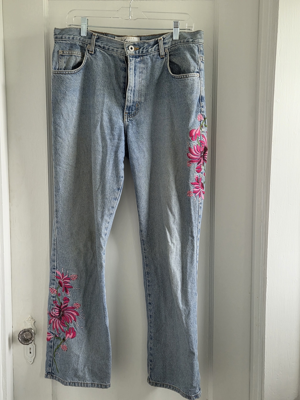 Light Wash Women’s Jeans with Pink Floral Embroidery